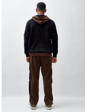 Мужской утеплённый спортивный костюм с начёсом для осени