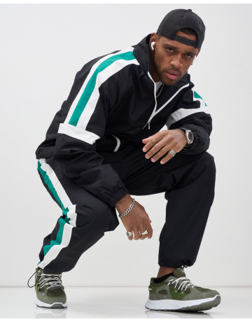 Спортивный костюм для активного отдыха мужской