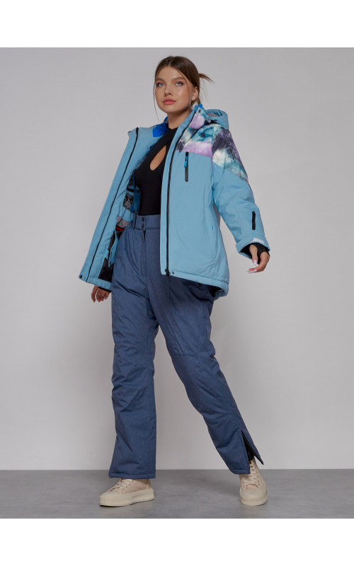 Женская горнолыжная куртка большого размера для зимних приключений.