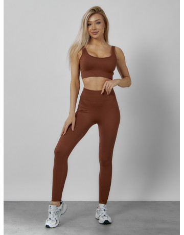 Женский спортивный костюм для фитнеса.