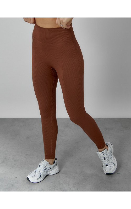 Женский спортивный костюм для фитнеса.