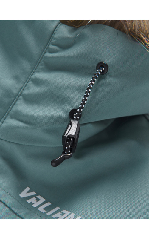 Парка для мальчика зимняя с внутренними лямками.