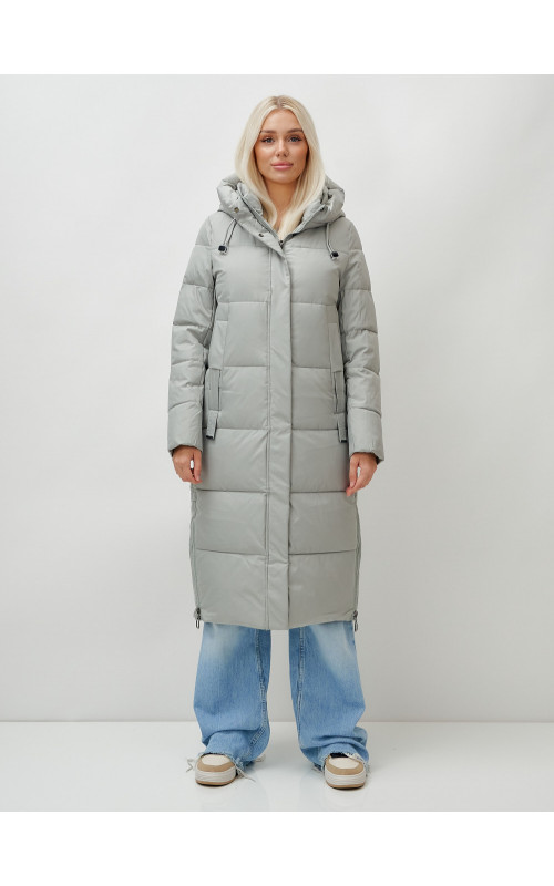 Зимний женский пуховик с капюшоном.