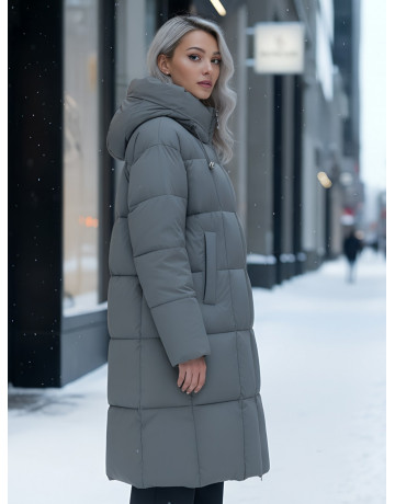Длинный зимний пуховик с капюшоном для женщин