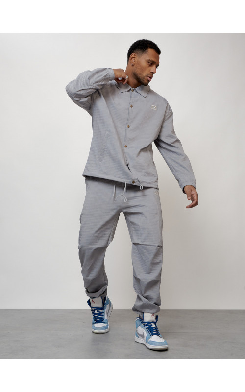 Мужской молодёжный костюм для активного отдыха и повседневной носки