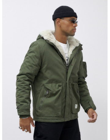 Мужская зимняя парка: комфорт и защита в холода