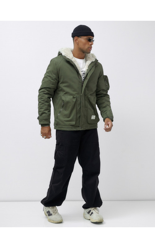 Мужская зимняя парка: комфорт и защита в холода