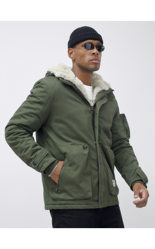 Мужская зимняя парка: комфорт и защита в холода