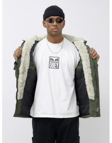 Мужская зимняя парка: комфорт и защита в холода