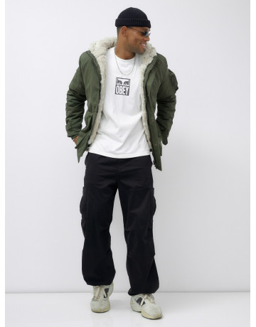 Мужская зимняя парка: комфорт и защита в холода