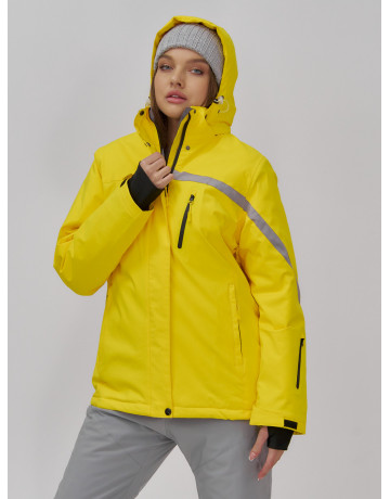 Женская горнолыжная куртка: стиль и защита для зимних склонов