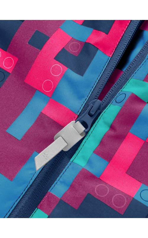 Зимний лыжный костюм для девочек: комфорт и защита на склонах