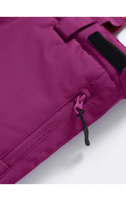 Зимний лыжный костюм для девочек: комфорт и защита на склонах