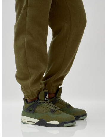 Утеплённый спортивный костюм для мужчин с начёсом.