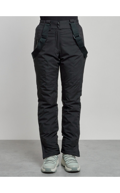 Женский горнолыжный костюм для зимних видов спорта.