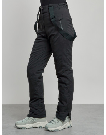 Женский горнолыжный костюм для зимних видов спорта.