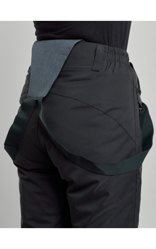 Женский горнолыжный костюм для зимних видов спорта.