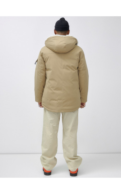 Мужская зимняя парка с капюшоном: защита и стиль