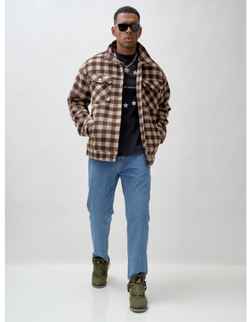 Мужская шерстяная рубашка прямого кроя в клетку.