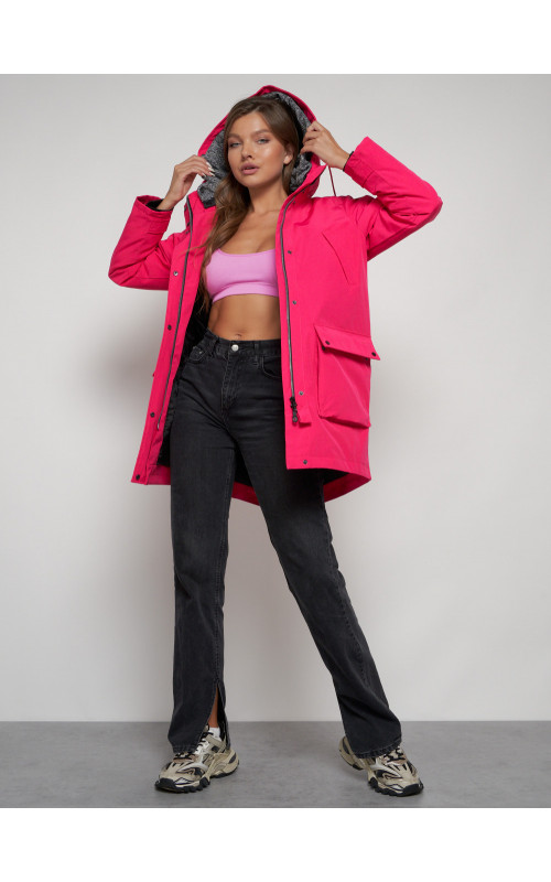 Женская зимняя парка для активного отдыха.