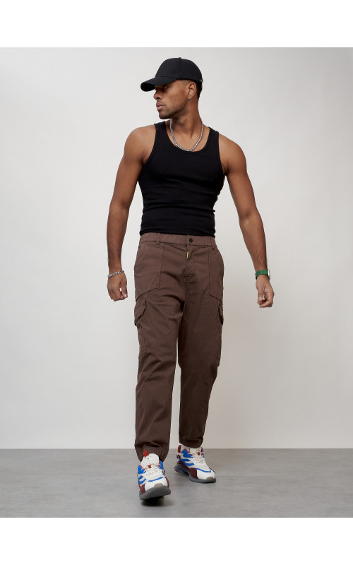 Мужские брюки карго зауженного кроя.