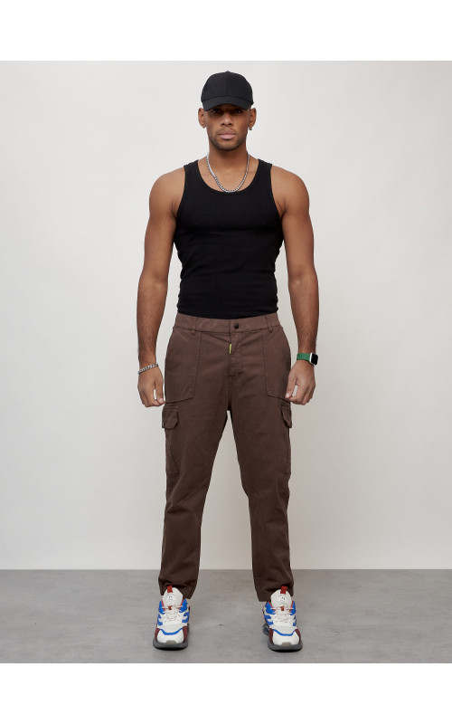 Мужские брюки карго зауженного кроя.