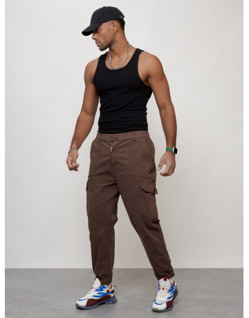 Мужские брюки карго зауженного кроя.