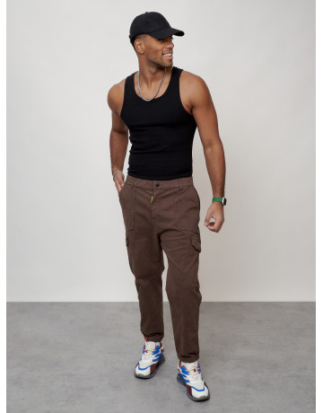 Мужские брюки карго зауженного кроя.