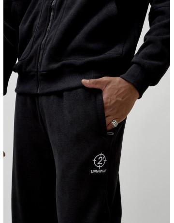 Утеплённый мужской спортивный костюм с начёсом для активных дней.