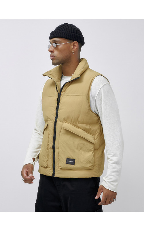 Мужской зимний жилет стёганый утеплённый.