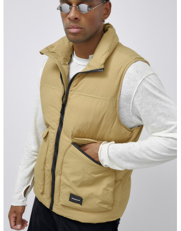 Мужской зимний жилет стёганый утеплённый.