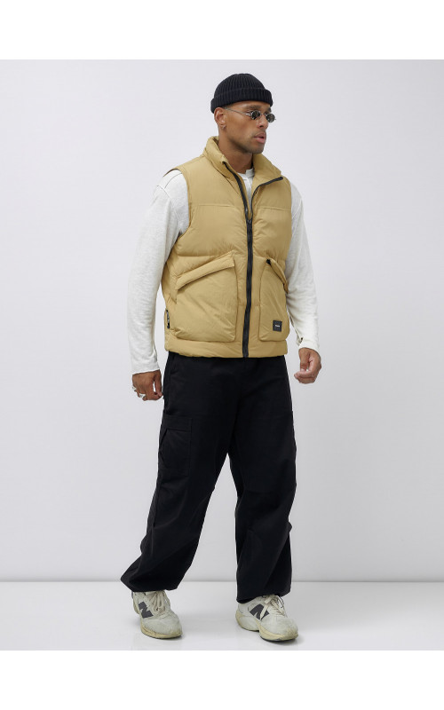 Мужской зимний жилет стёганый утеплённый.