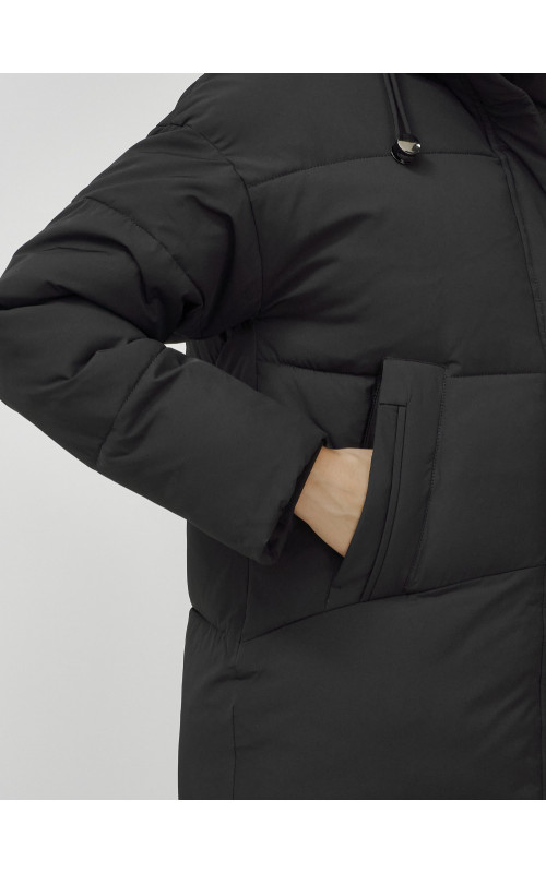 Зимний пуховик с утеплителем: стиль и комфорт.