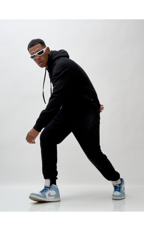 Мужской спортивный костюм с начёсом для активных мужчин.