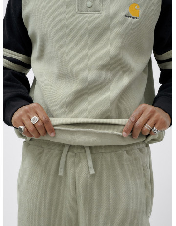 Мужской спортивный костюм утеплённый.