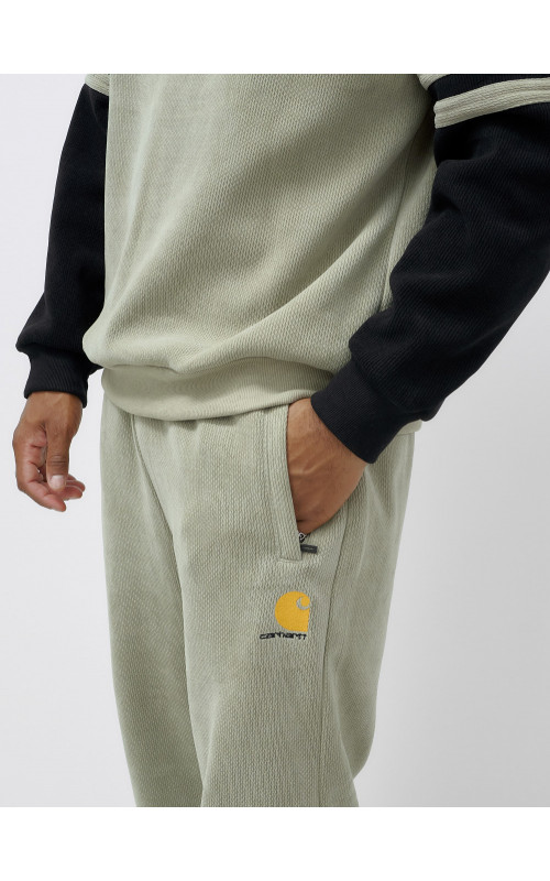 Мужской спортивный костюм утеплённый.