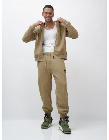 Утеплённый демисезонный костюм для мужчин.