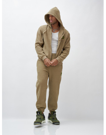 Утеплённый демисезонный костюм для мужчин.