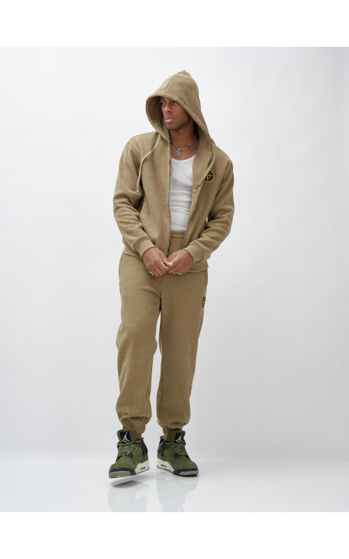 Утеплённый демисезонный костюм для мужчин.