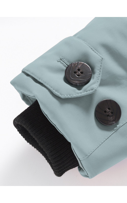 Тёплая парка для девочки для активного отдыха в холодную погоду