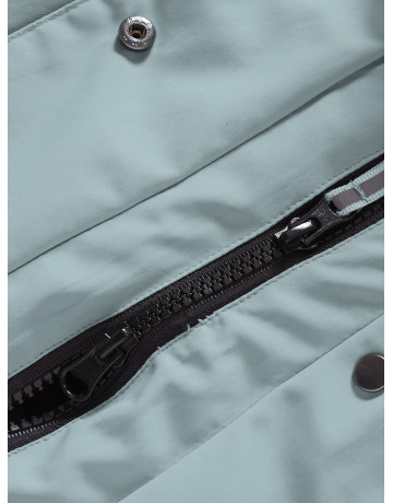 Тёплая парка для девочки для активного отдыха в холодную погоду