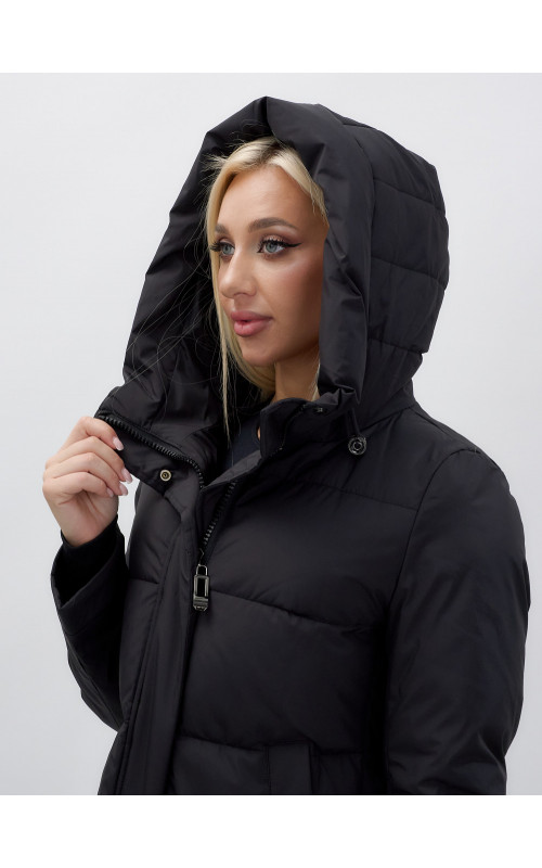 Длинный зимний пуховик для женщин с капюшоном.