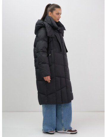 Длинный женский пуховик с капюшоном для зимы