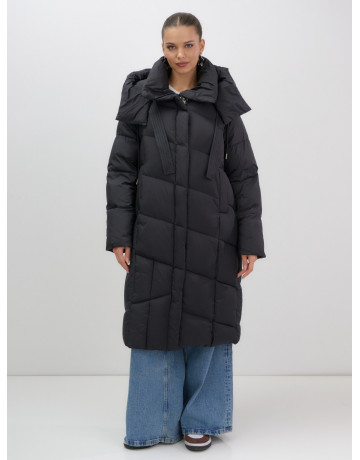 Длинный женский пуховик с капюшоном для зимы