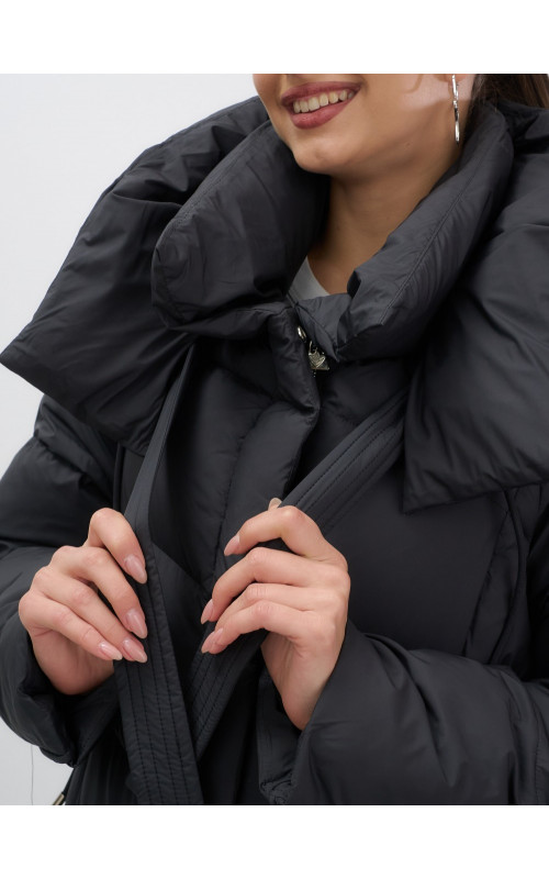 Длинный женский пуховик с капюшоном для зимы