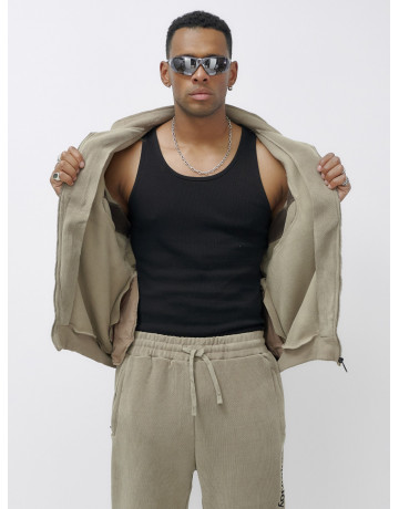 Утеплённый спортивный костюм для мужчин.