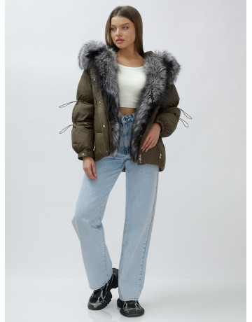 Женская зимняя куртка с мехом чернобурки.