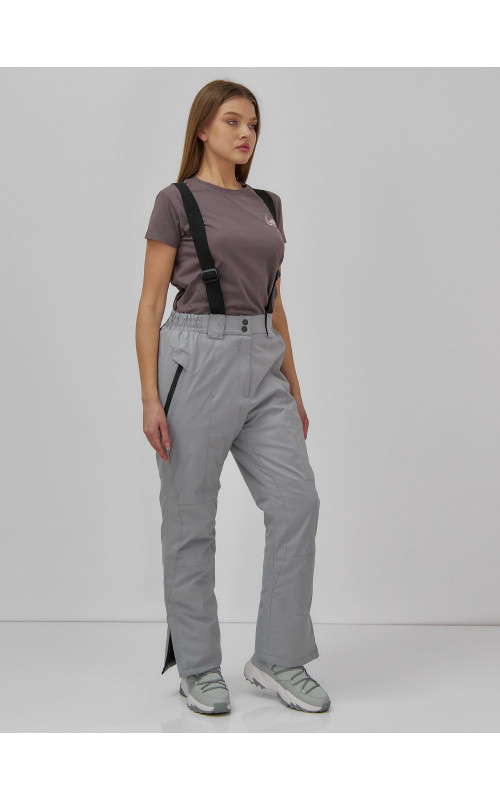 Женский горнолыжный костюм: стиль и комфорт для зимних приключений.