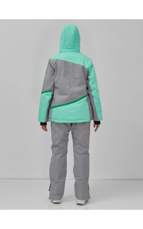 Женский горнолыжный костюм: стиль и комфорт для зимних приключений.