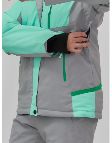 Женский горнолыжный костюм: стиль и комфорт для зимних приключений.